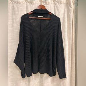 URBAN OUTFITTERS Neck Band Sweater